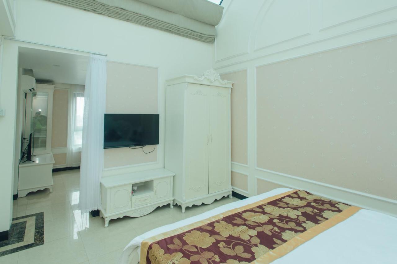 Hung Long Hotel Phủ Từ Sơn Esterno foto