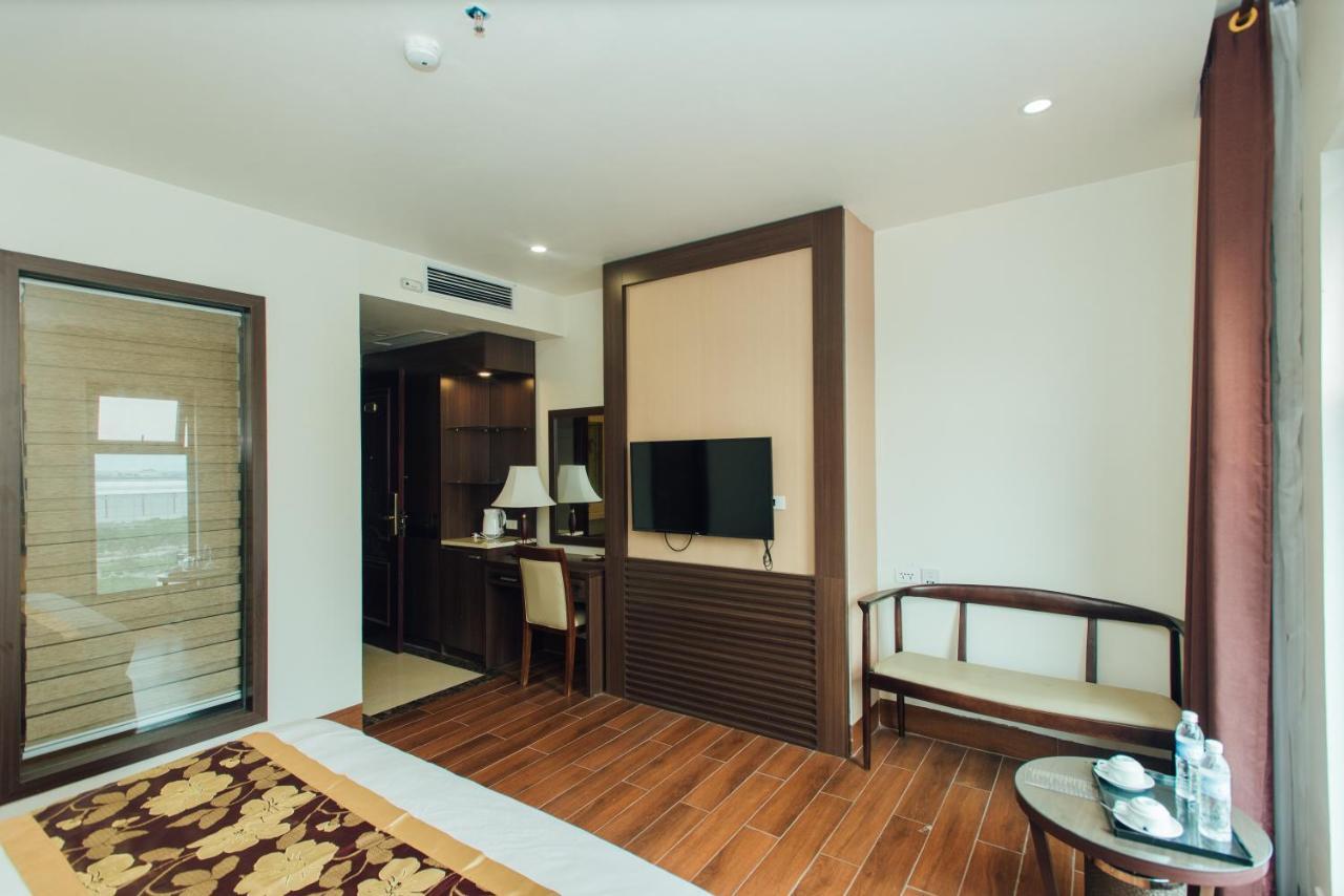 Hung Long Hotel Phủ Từ Sơn Esterno foto