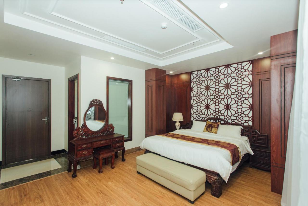 Hung Long Hotel Phủ Từ Sơn Esterno foto