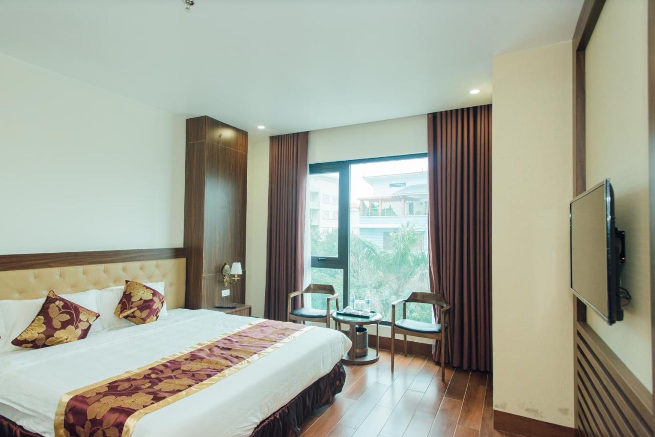 Hung Long Hotel Phủ Từ Sơn Esterno foto