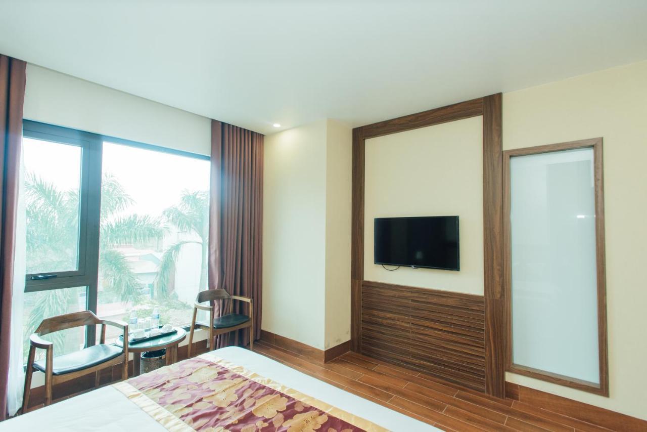 Hung Long Hotel Phủ Từ Sơn Esterno foto